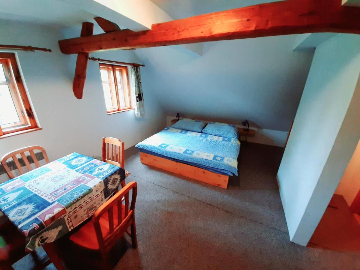 Apartman Roubenka Vsemily Jetřichovice Exterior foto